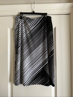 Rafaella Black & White Diagonal Stripe A-Line Skirt